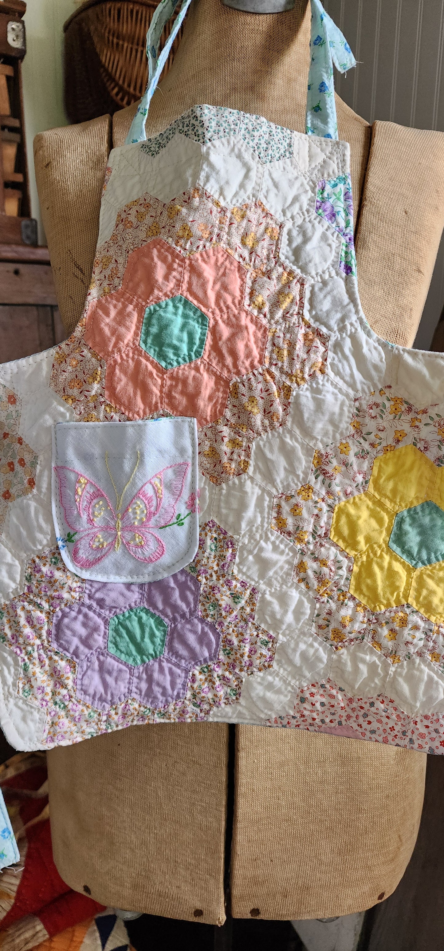 Grandma's Vintage Quilt/Linen Children's Apron