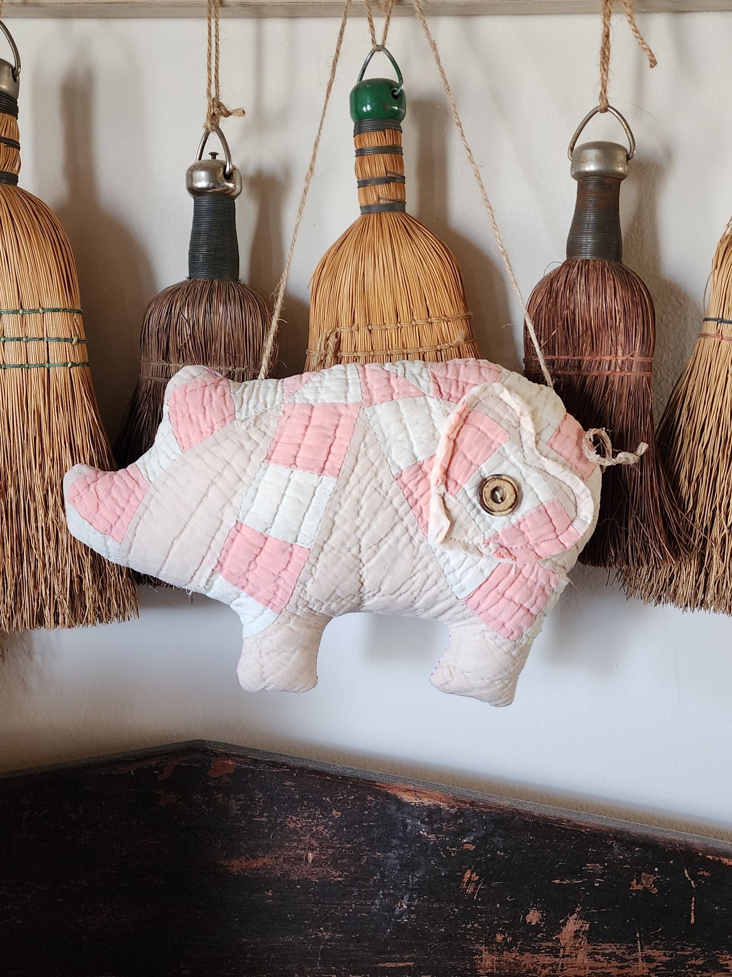 Vintage Quilt Pig